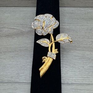 Elegant Gold and Silver Rose Brooch